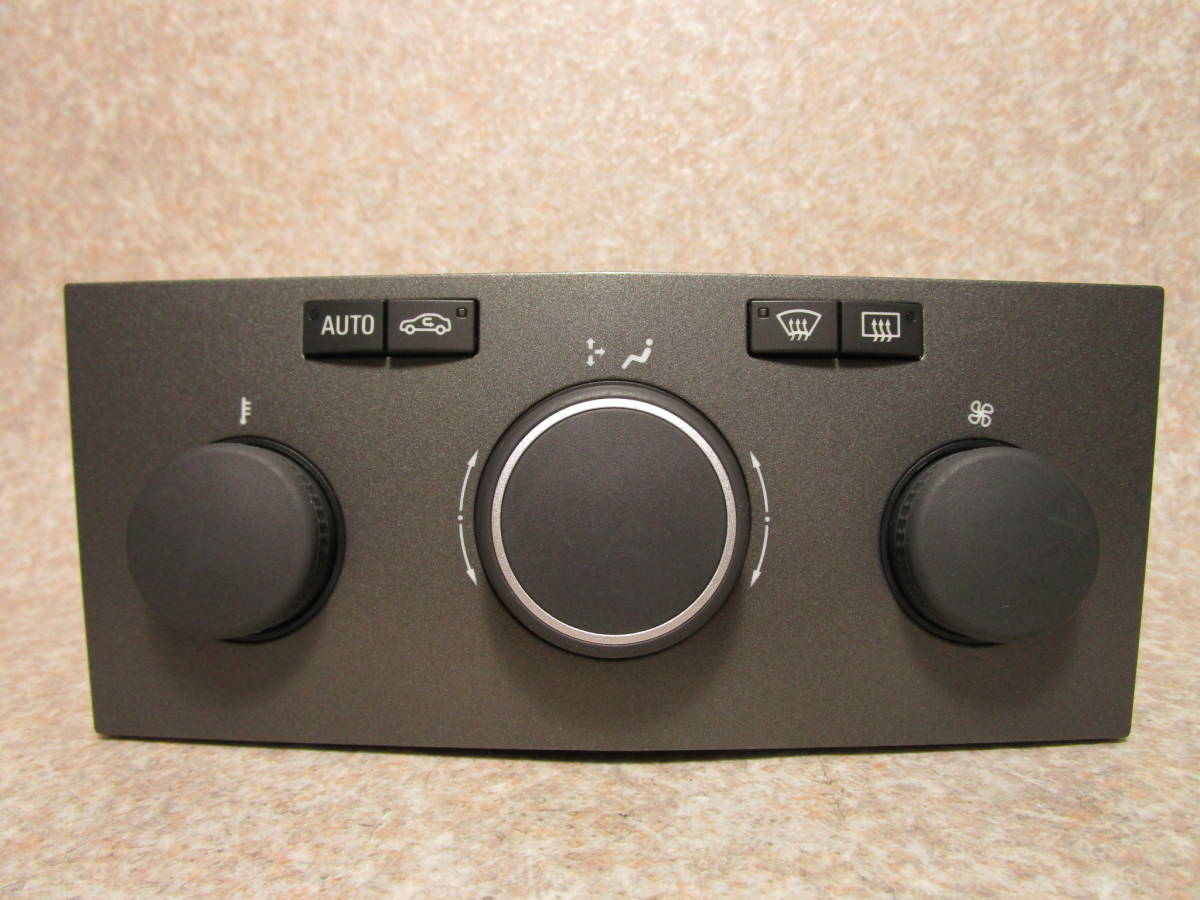 オペル アストラ ワゴン AH04Z18W エアコンスイッチ パネル拍卖