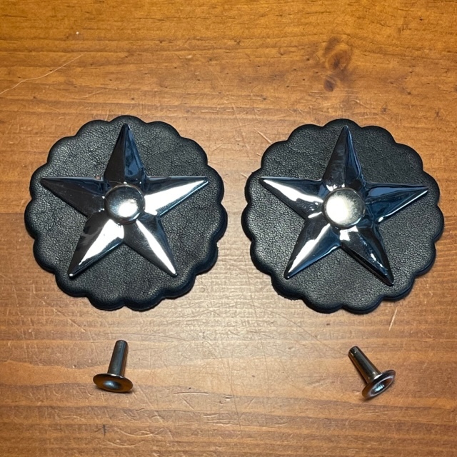 ロゼット ブラック 黒芯 ハーレー バディシート 1947年 ビンテージ アンティーク 2個セット拍卖