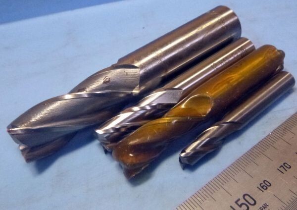 E547 エンドミル スクエア 色々 8~19mm 4本セット 超硬有り 置古し未使用品!拍卖