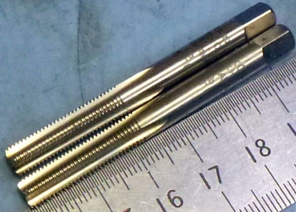 EP249 タップ M5×0.8 オーバーサイズ 2本セット 中古拍卖