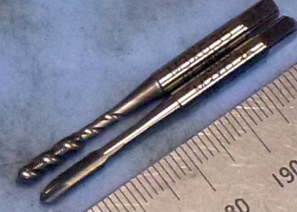 EP276 タップ M3×0.35 ポイント スパイラル 2本セット 中古拍卖