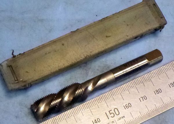 EP301 タップ M12×1 スパイラル 左ネジ 中古拍卖