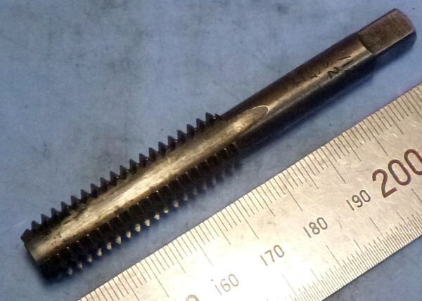 EP328 タップ 1/2 W 12 ウィット 中古拍卖