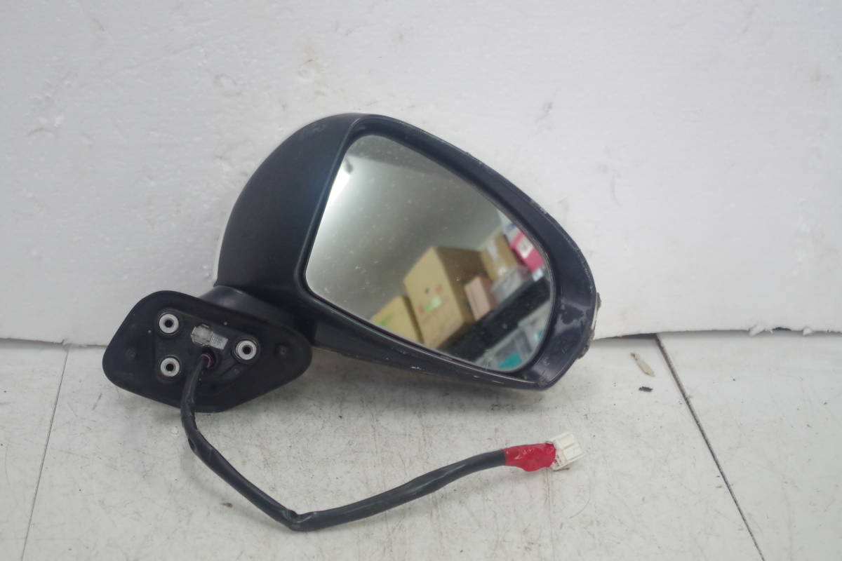 トヨタ プリウス ZVW30 サイドミラー 右。拍卖
