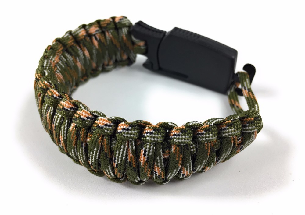 パラコード ブレスレット 小型 ナイフ付 【 迷彩グリーン 】 非常用ロープ サバイバル ミリタリー 防災グッズ アウトドア キャンプ 拍卖