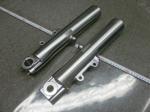 ハーレーダビッドソン ツーリング モデル 2002- 純正 フロントフォーク アウターチューブ R46497-02A L46537-02A拍卖