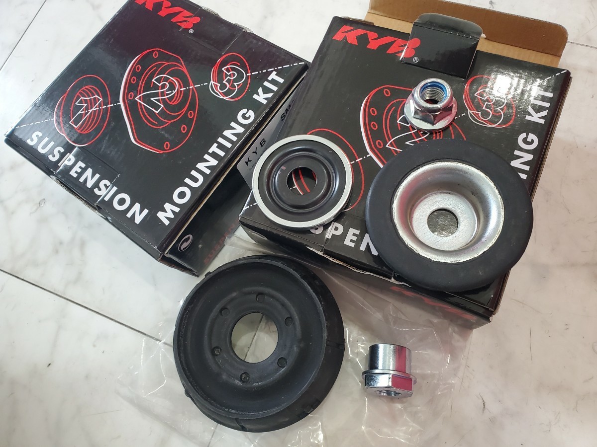 ルノー☆ストラットアッパーマウント☆KYB 左右セット☆カングー ルーテシア2 トゥインゴ☆7700800265/7700820501/7700829529他 ☆新品拍卖