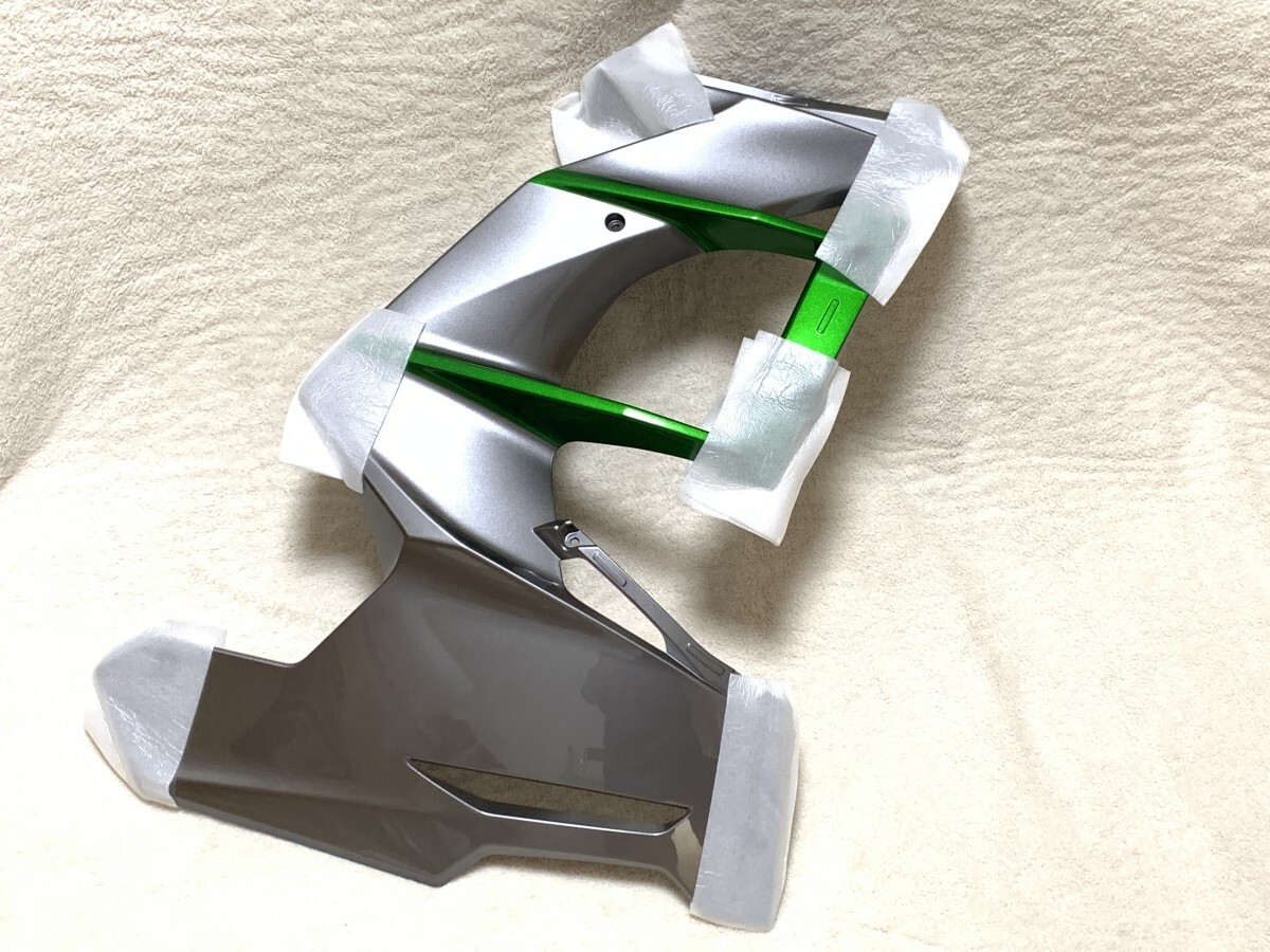 KAWASAKI(カワサキ) 純正 55028-0826-62Z サイド カウリング RR RH 新品 ニンジャ Ninja H2 SX SE+ カバー カウル グレー/グリーン拍卖