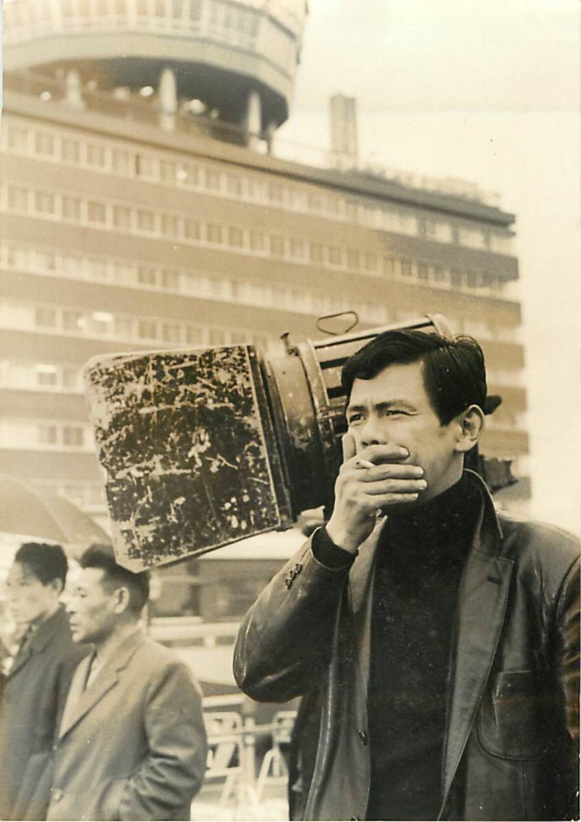 p38963『暗黒街の弾痕』スナップ 岡本喜八 佐藤允 加山雄三 三橋達也 浜美枝 横山道代 水野久美 島崎雪子拍卖