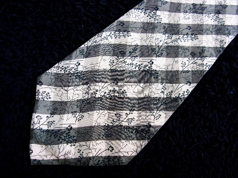 ♪RA1761♪美品テッドラピドス【草木・植物】ネクタイ♪拍卖