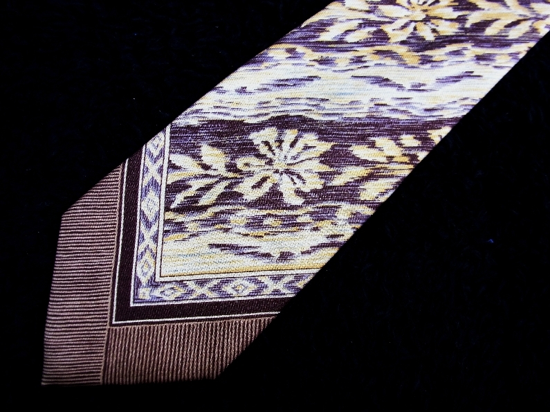 ♪RA1768♪美品ヒロコ コシノ【花柄じゅうたん・デザイナー】ネクタイ♪拍卖