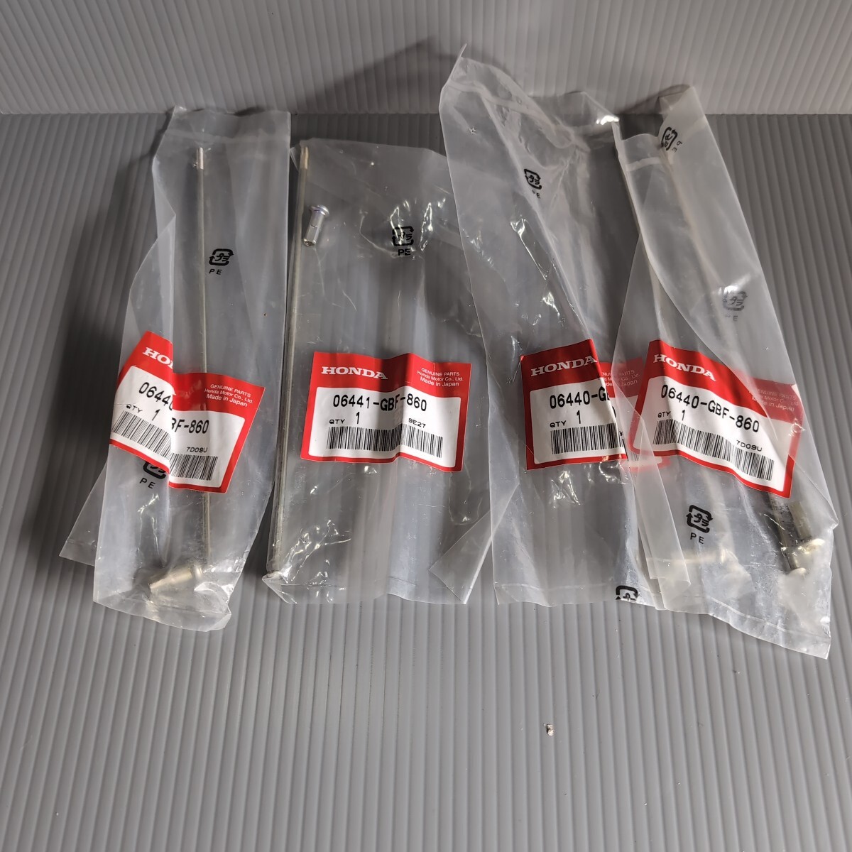 c944-1 ホンダ純正 06441-GBF-860 フロントホイールスポーク インサイド 4本セット 未使用 送料込み CR80R拍卖