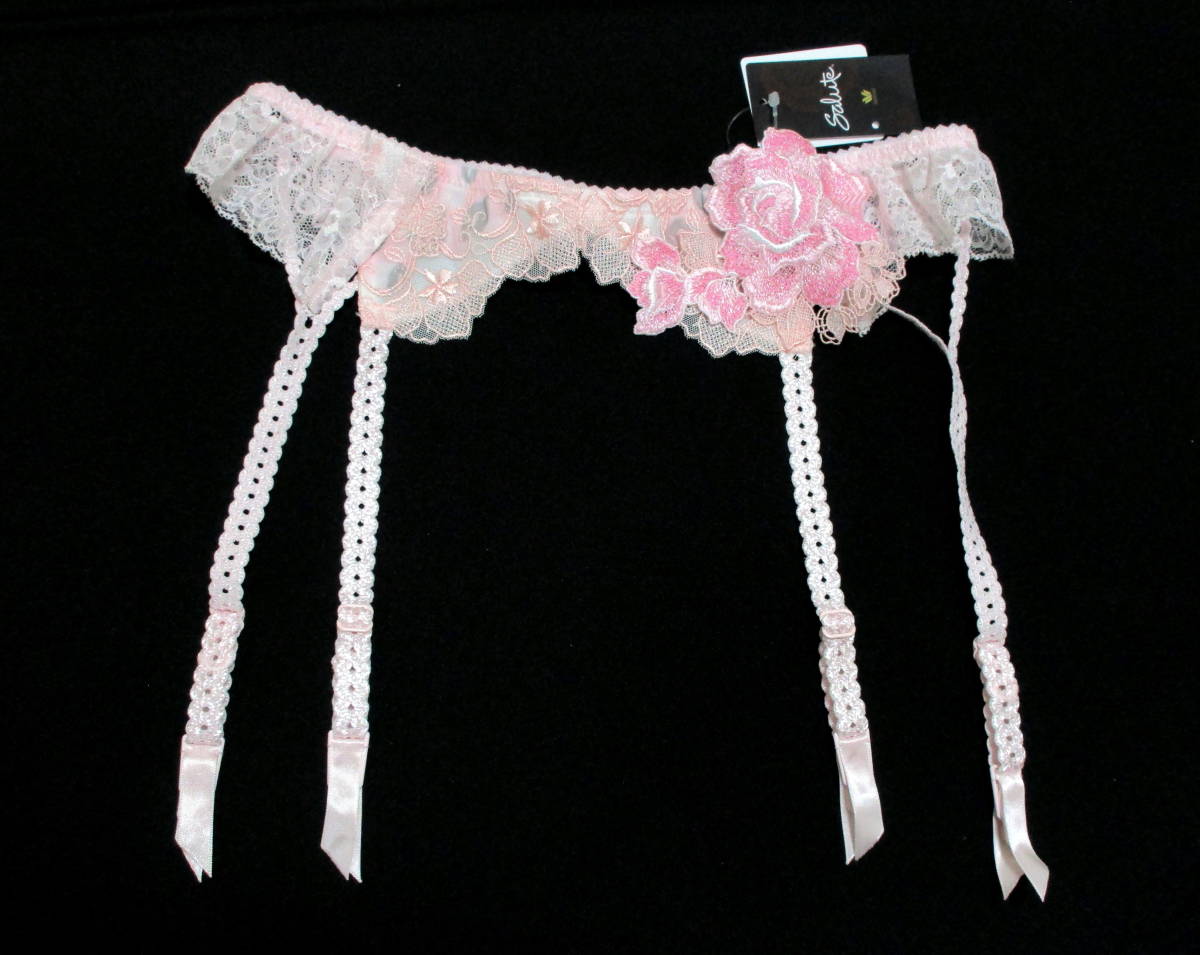 50%OFF 希少 ワコール サルート ガーターベルト 源氏物語 M 新品タグ付 401★拍卖