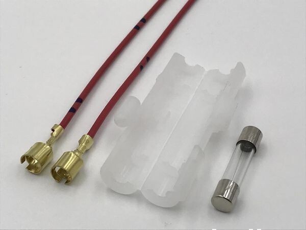 【管FC30A】管ヒューズホルダー カプラー 30A管ヒューズ付き 検索用) ティアナ リーフ C-HR マークx マツダ RX-8 デミオ CX-3 CX-5 CX-8拍卖