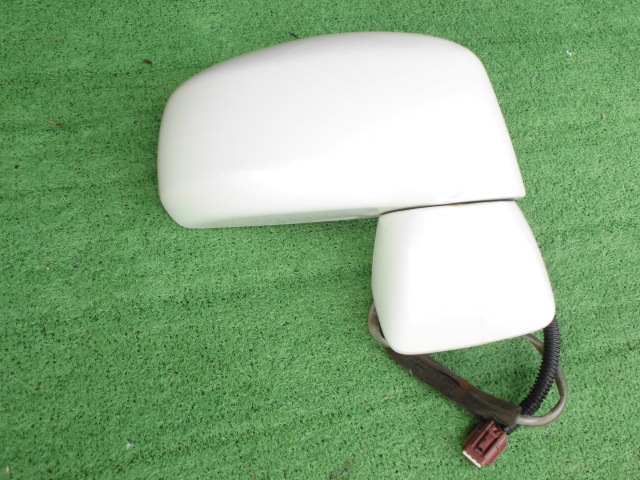 ティーダ&ティーダラティオ C11/NC11/SC11/SNC11 電動格納ドアミラー右拍卖