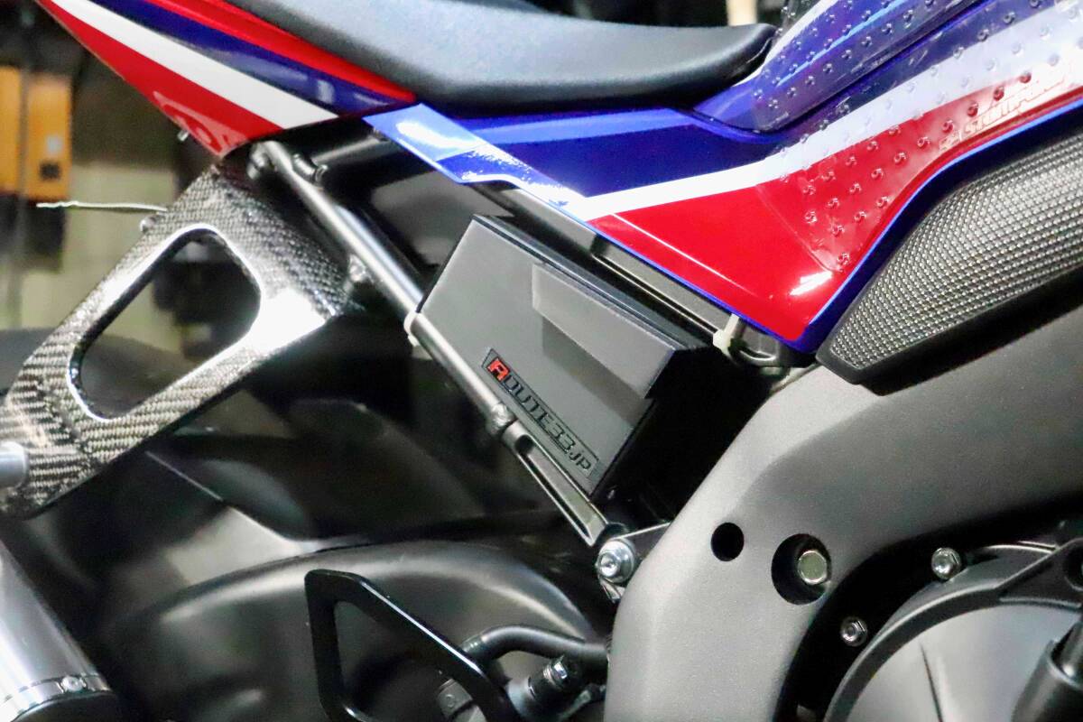 ①Route33.jpオリジナルCBR1000RR-R用(SC82)アクセサリーケース拍卖