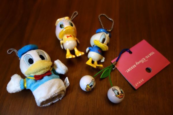 G063 ☆4点セット☆ ディズニー Disney ドナルドダック キーホルダー キーチェーン 3点 & ストラップ拍卖