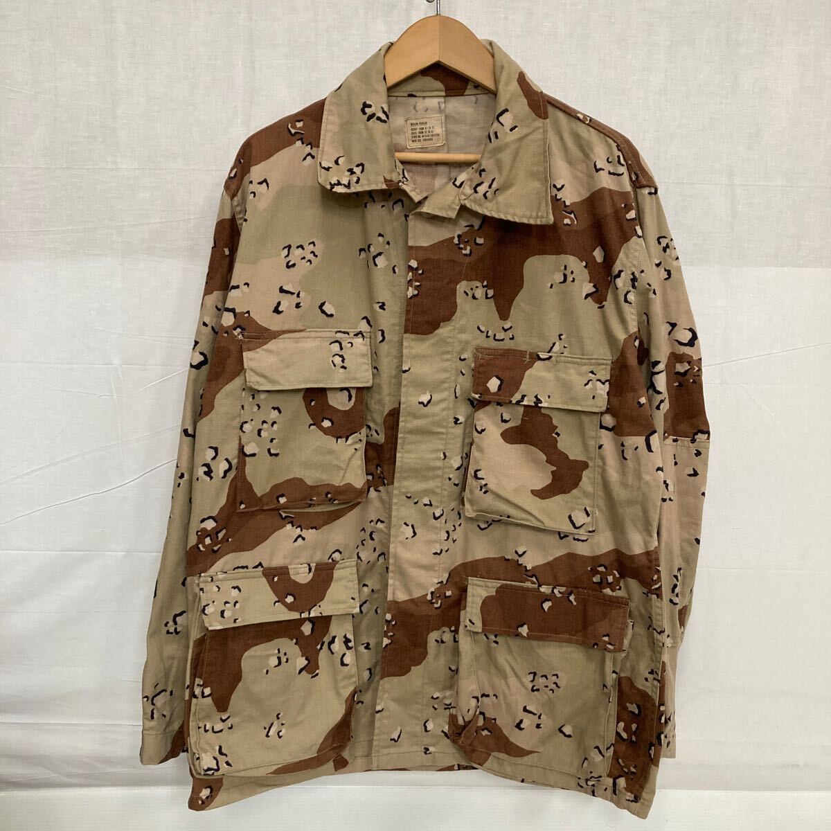 送料無料 米軍実物 1982年製 6C デザートカモ ジャケット チョコチップカモ MEDIUM-REGULAR 中古 古着拍卖
