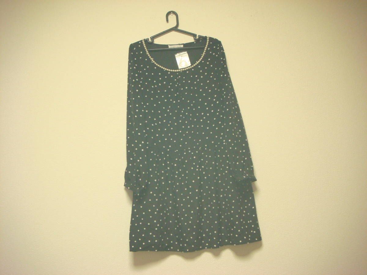 グローブ パール付き ドット柄 ワンピース タグ付き未使用 新品 黒拍卖