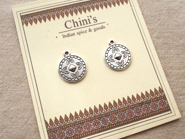 即決 1個 チャーム チベット エスニック★ペンダント メタルパーツ★資材拍卖