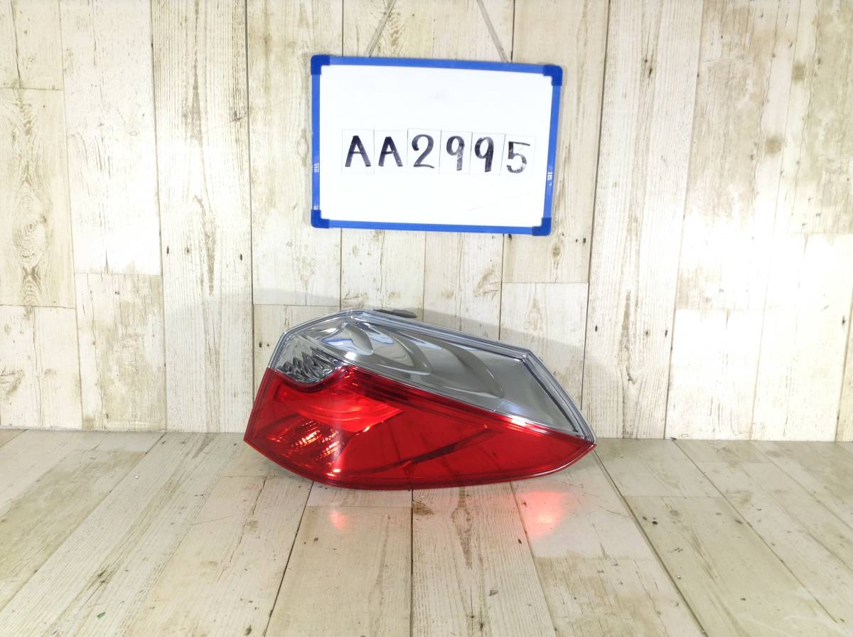 ★★★AA2995★★ GP7 ホンダ シャトル 右テール W2502 テールランプ テールライト バックライト拍卖
