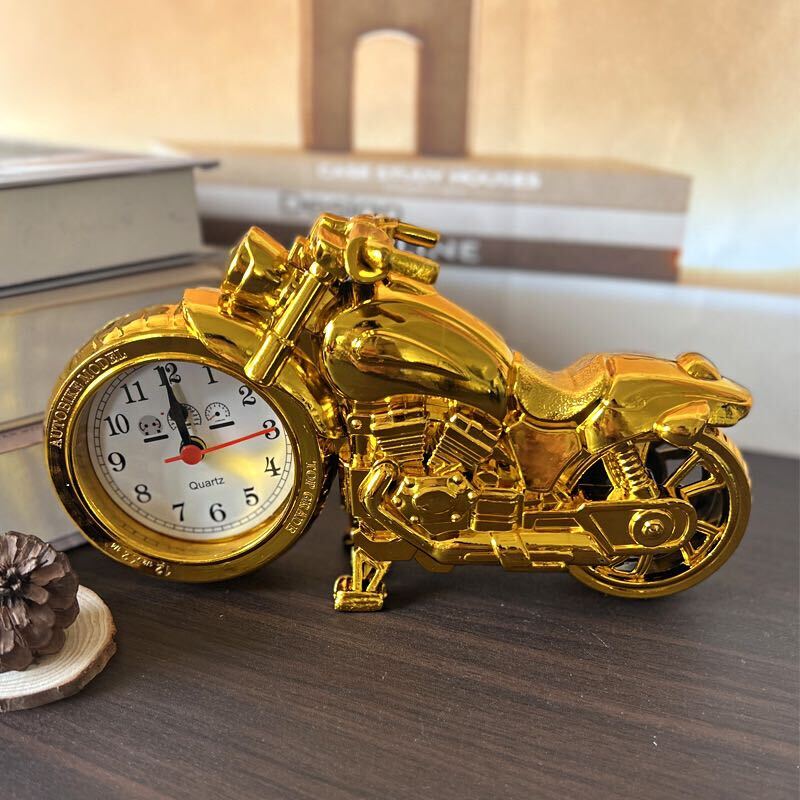 ☆送料700円☆ ゴールド 目覚まし時計 バイク形 置き時計 おしゃれ ギフト 卓上時計拍卖