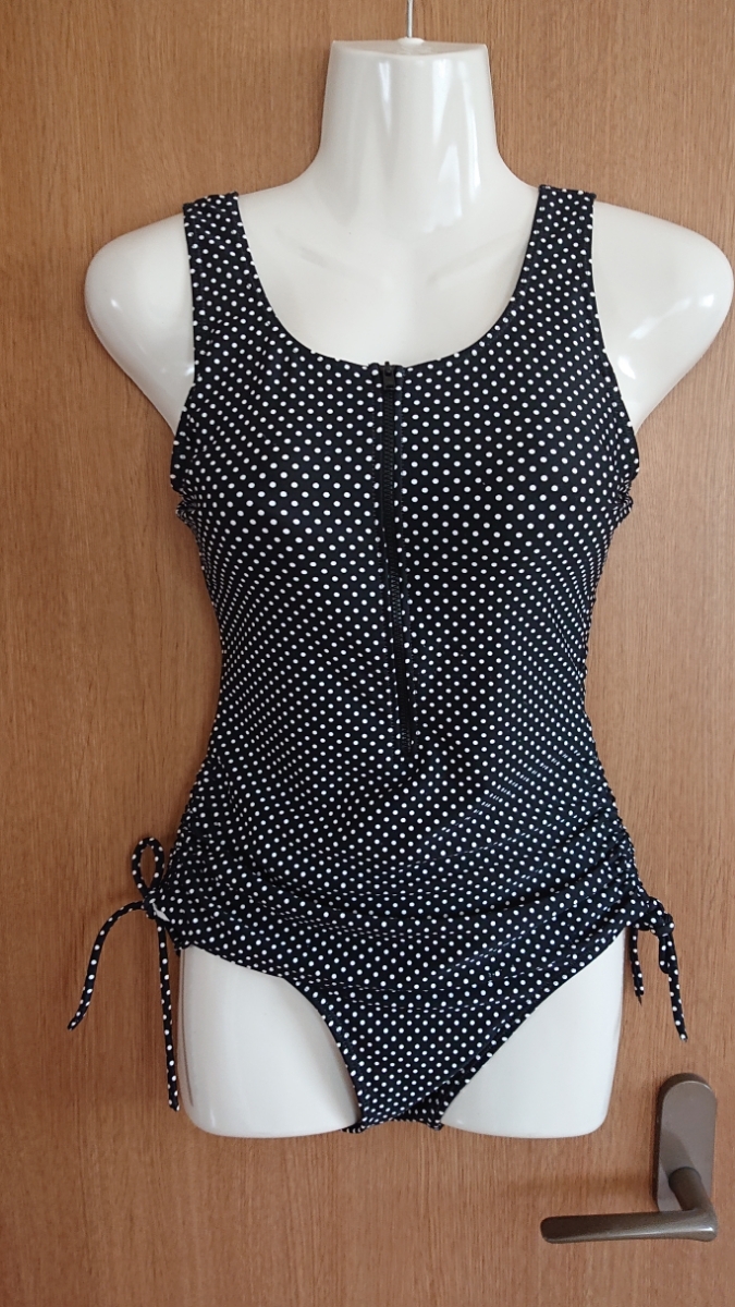 ☆黒×白☆水玉柄のワンピース水着☆重ね着風☆M☆株式会社ニッセン☆総裏地あり☆拍卖