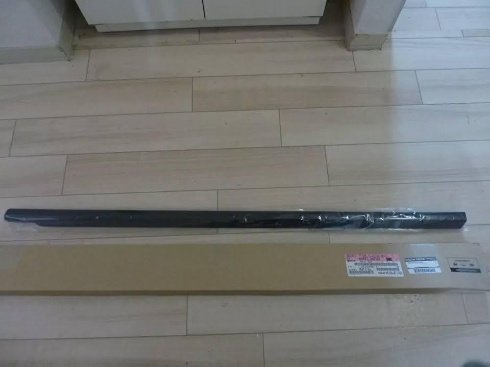 ●未使用 日産 180SX 純正 フロントドア アウトサイドモール 水切りモール ASSY 左右セット Molding assembly front door outside RH LH拍卖