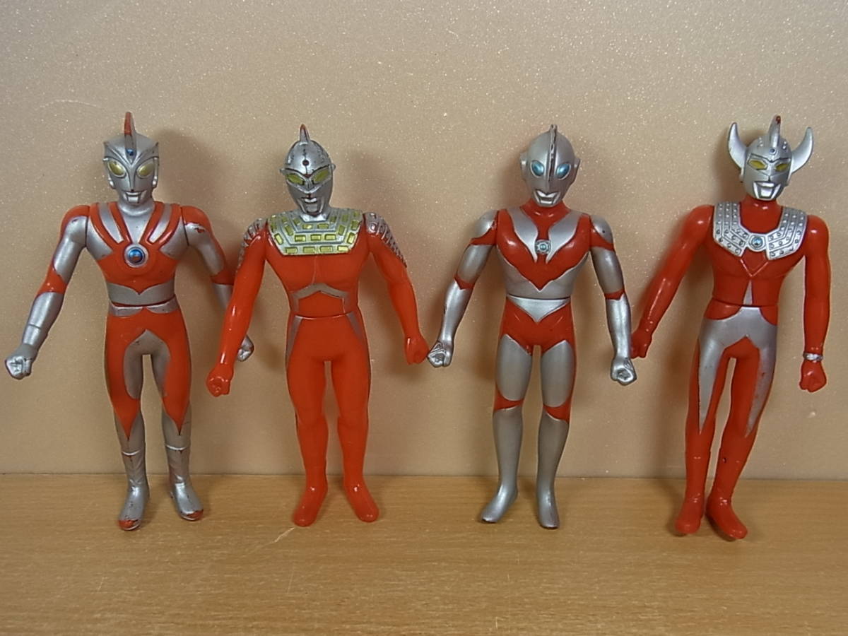 ◎D/702●ウルトラマンフィギュア 4体セット☆A(エース)/セブン/パワード/タロウ☆中古品拍卖