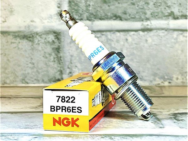 NGK BPR6ES (7822) 新品 送料込 モトグッチ CALIFORNIA TITANIUM/ALUMINIUM 適合拍卖