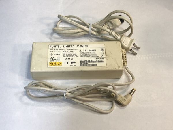 ACアダプター 富士通 白 FMV-A503 FPCAC61 PFW1963N 19V 6.32A 2F47AA拍卖