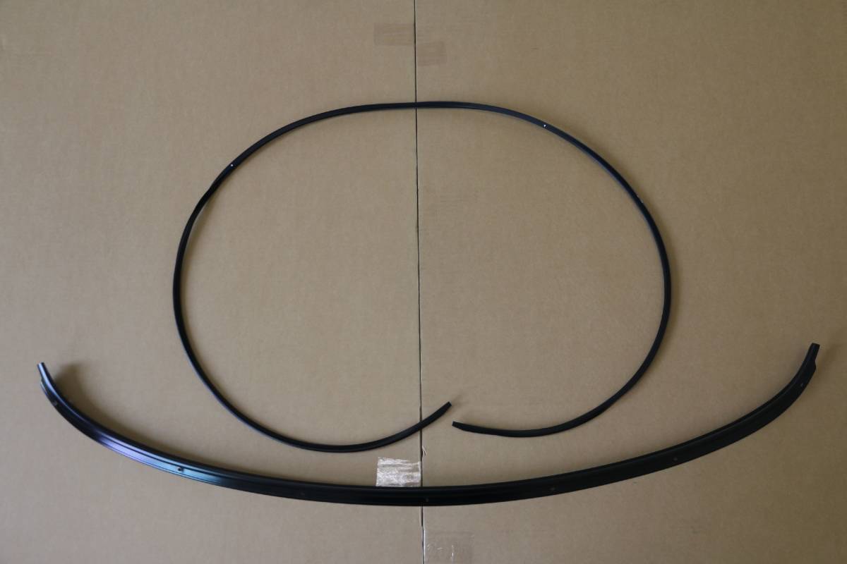 BCNR33 GT-R純正 リアガラスウインドウモールフルセット&ファスナー 新品未使用 BNR34 BNR32 GTR ニスモ リフレッシュ N33-13-14&15拍卖