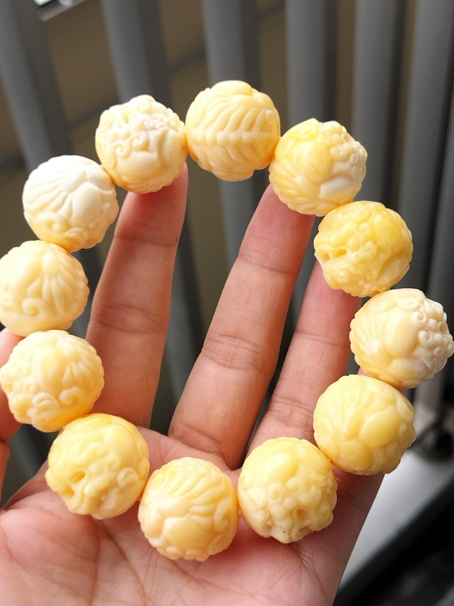 琥珀 蜜蝋 呑金獣 貔貅彫刻 念珠 数珠 ブレスレット拍卖