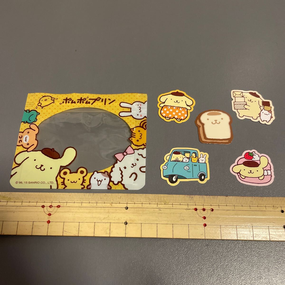 【送料無料】ポムポムプリン プリンちゃん シールセット 入れ物付き サンリオ拍卖