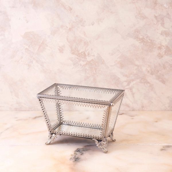 ガラスジュエリーボックス 小物入れ 蓋付 シルバー アクセサリーケース コスメ入れ ガラス製 ゴールド インテリア 小物 雑貨 飾り 置物拍卖