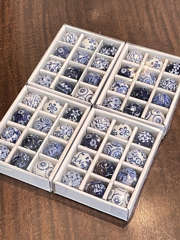 浮き球 浮き玉 青花 陶器製 小 12個セット×4点 水盤 蓮 水鉢 飾り 置物 玉 メダカ鉢 金魚鉢 ブルー 青 インテリア 雑貨拍卖