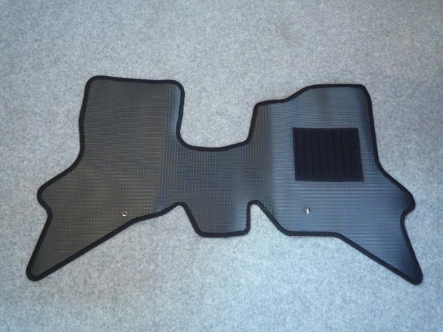 スズキ エブリィ・エブリー DA64 フロントマット(ゴム・ラバー)☆縁糸カラー選べる3色☆ 新品 I/-rk拍卖