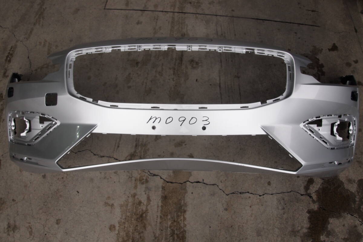 VOLVO ボルボ S60 V60 純正 フロント フロントバンパー シルバー系 バンパースライド左右付き 31690589 m0903拍卖