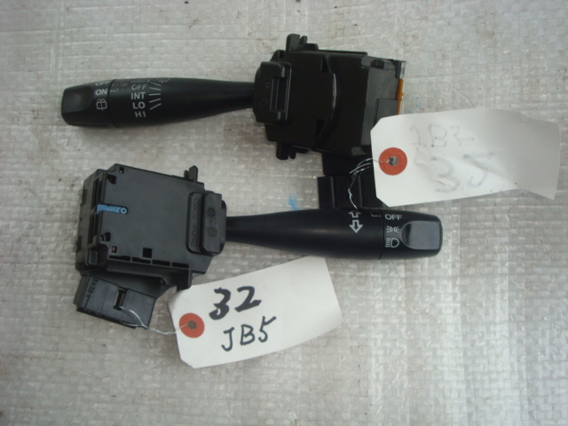 32 ライフ JB5 ライトスイッチ ワイパースイッチ拍卖
