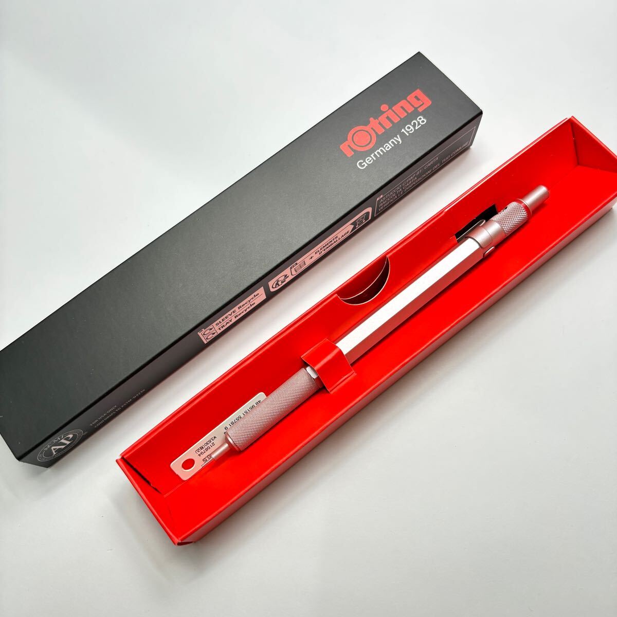 【新品未使用】文具店在庫品 ロットリング rOtring 600 シャープペン0.5㎜ 製図用 プロ仕様 ローズゴールド z0085拍卖