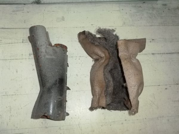 空冷 VW ワーゲン リアシートしたヒーターホース? 右(R)遮熱カバー? 1966(昭和41年車)より取り外し品 現状品 拍卖