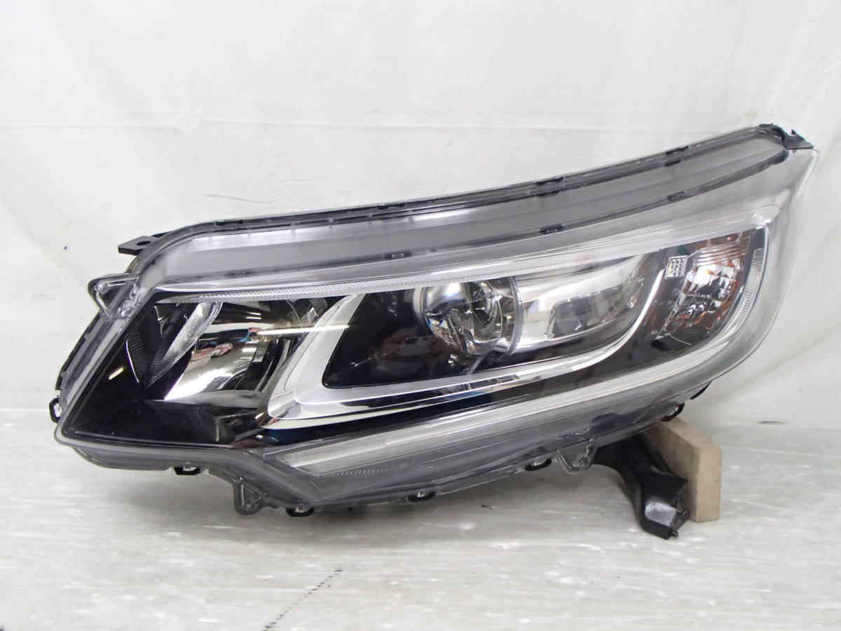 【LED点灯確認済み】 GB5/GB6 フリード 純正 LED 左 ヘッド ライト ランプ W2172 / 33150-TDK-J51 【19-11】拍卖