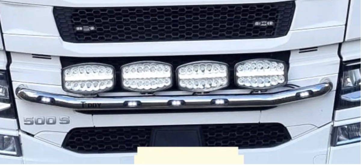 2017-現行 スカニア グリルライトバー LED付き メッキ トレーラー デコトラ バンパーガード クローム ステップバー拍卖