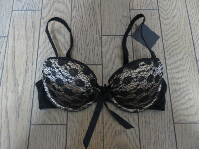 【新品】リボン付きブラジャー B65拍卖