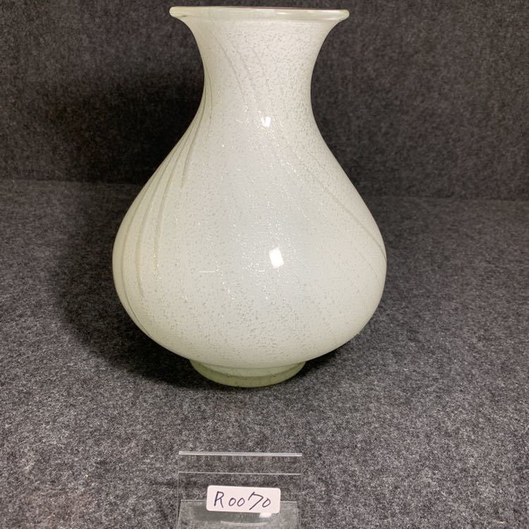 R0070 流れる螺旋のミルキーな花瓶 花器 インテリア リビング 玄関 フラワーアレンジメント アートフラワー 洋室 和室拍卖