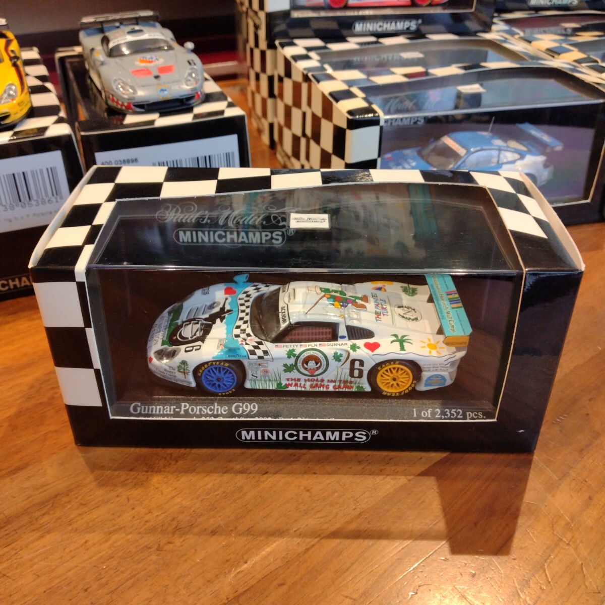 ミニチャンプス MINICHAMPS 1/43 400 036876 Gunnar- Porsche G99 Bully Hill Vineyards 250 2003 Petty/PLN/Jeannette ポルシェ 拍卖