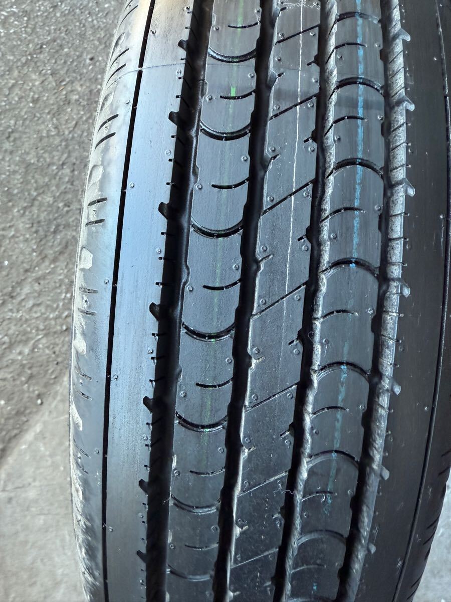ダンロップ 205/70R16 ダンロップ SP355 ライトトラック 縦溝 スペアタイヤ イボ付き ビート切れあり 1本拍卖