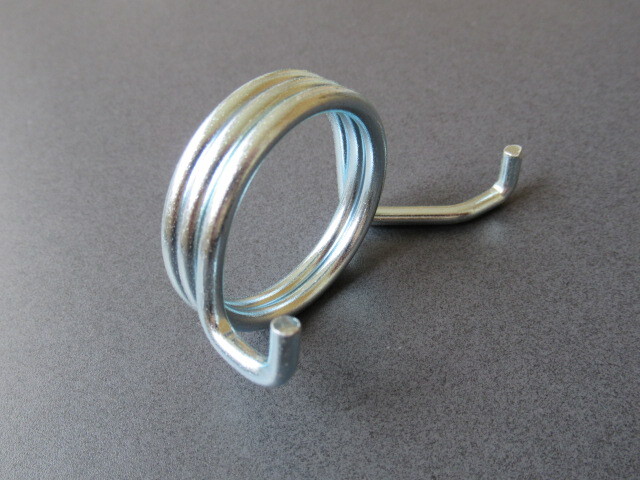 PC-042 カワサキ Z1000Mk2/Z750FX リヤブレーキペダル リターンスプリング拍卖