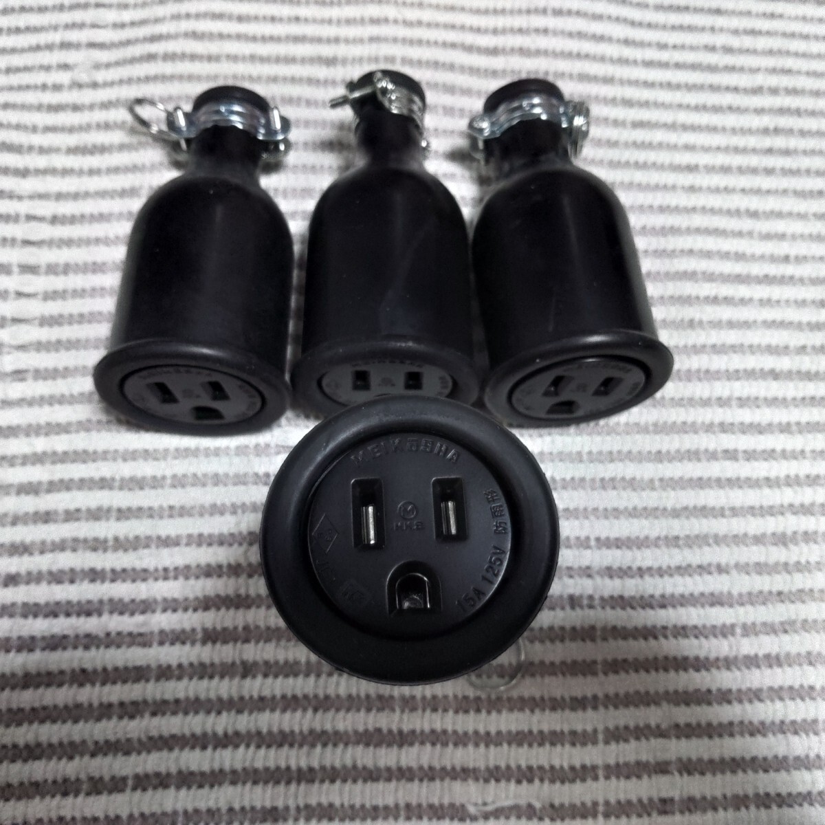 明工社 100V15A接地防水ボディ 新古 4個拍卖