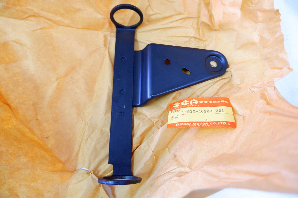 スズキ OR50 マメタン 純正ヘッドライトステー「右側」 未使用品 41111-7拍卖